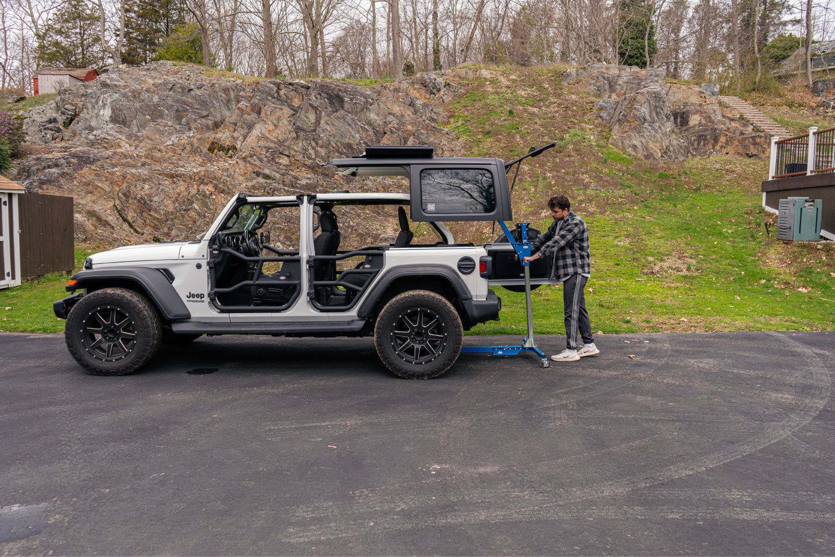 Hard Top Remover Lift for Jeep Wrangler 1997 & Up | EZ4X4 – EZ4X4
